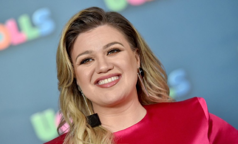 The Financial Journey of Kelly Clarkson's Ex